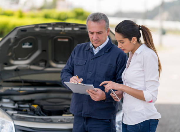 Low-cost car insurance agents in Lakewood, CA